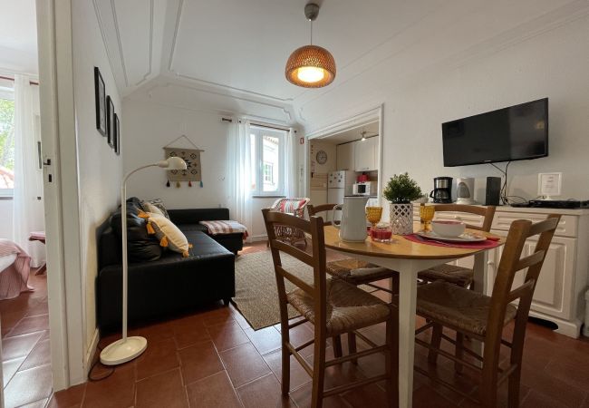 Apartamento em Cascais - Ribeira Beach Apartment in Cascais