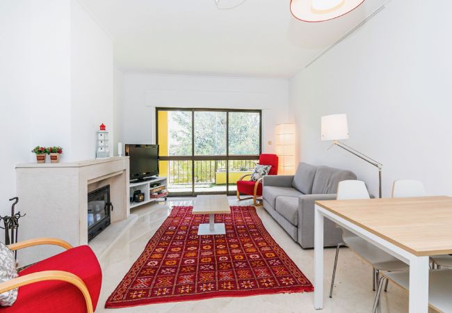 Apartamento em Cascais - Guia Alamos