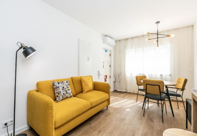 Apartamento em Parede - Apartamento Primavera