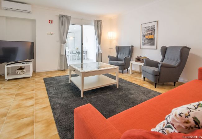 Apartment in Estoril - Santa Catarina Terrace