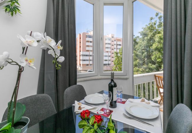 Apartment in Cascais - HAppy House